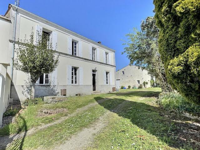 Vente Maison 5 pièces 140 m2 La Vallée
