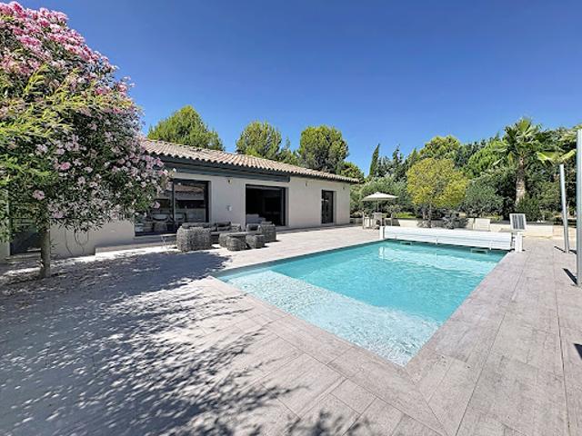 Vente Maison 5 pièces 140 m2 Lambesc
