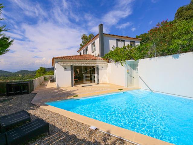 Vente Maison 5 pièces 140 m2 Les adrets de l'esterel