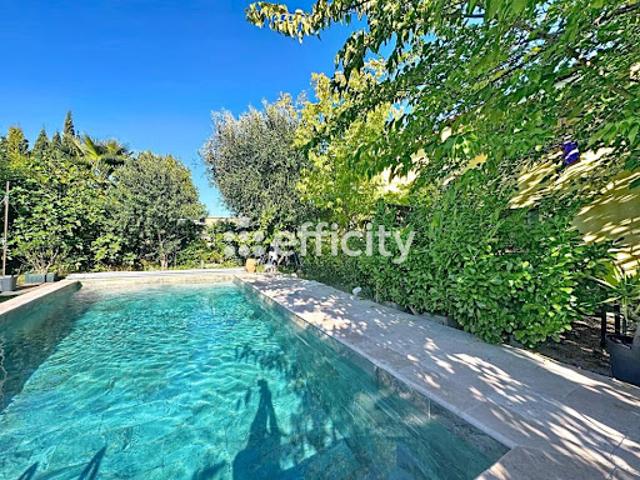 Vente Maison 5 pièces 140 m2 Saint Cannat