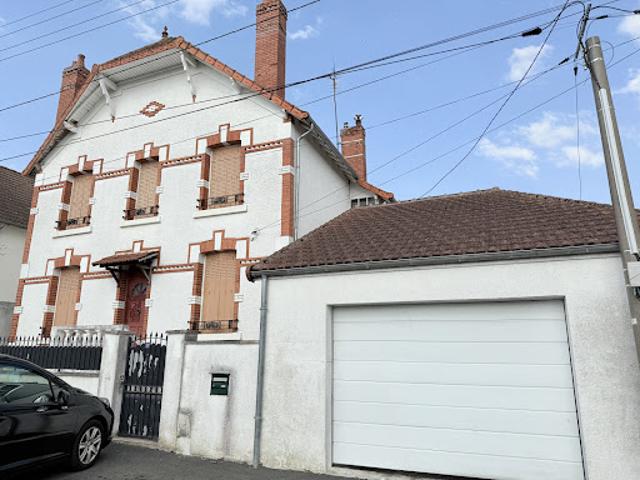 Vente Maison 5 pièces 140 m2 Vierzon