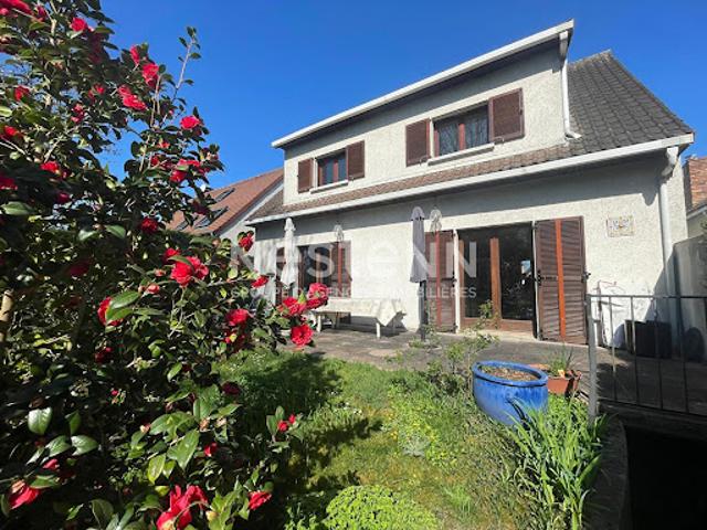 Vente Maison 5 pièces 140.55 m2 Igny