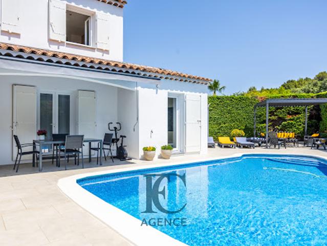 Vente Maison 5 pièces 141.92 m2 Six Fours les Plages