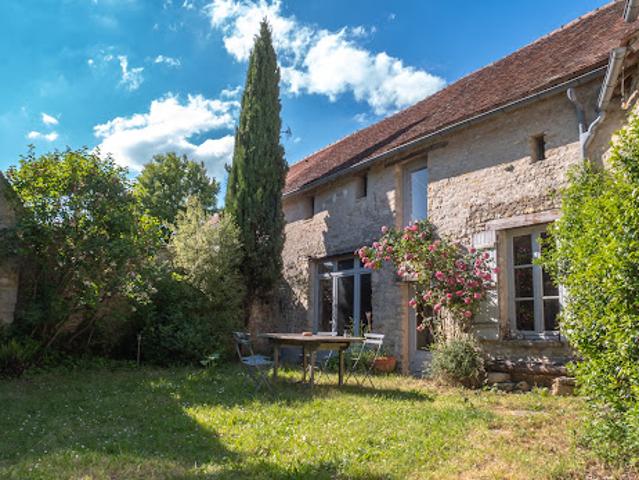 Vente Maison 5 pièces 142 m2 Aulnay la Rivière