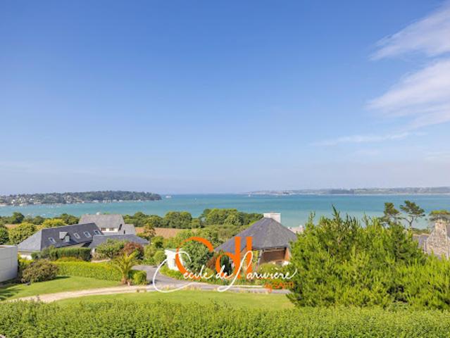 Vente Maison 5 pièces 142 m2 Carantec
