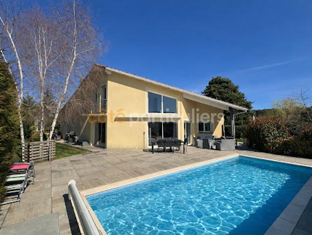 Vente Maison 5 pièces 142 m2 Chaspinhac