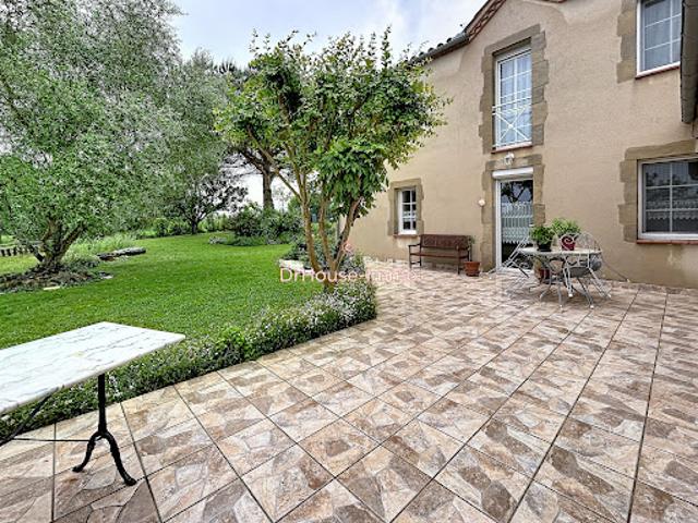 Vente Maison 5 pièces 142 m2 Corneillan