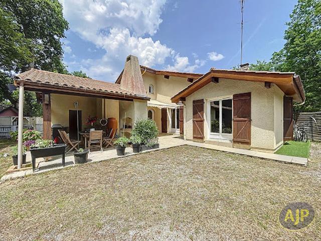 Vente Maison 5 pièces 142 m2 Gujan Mestras