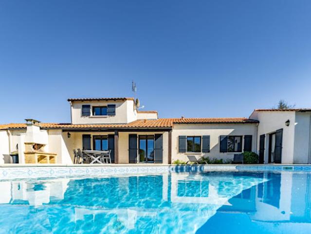 Vente Maison 5 pièces 142 m2 Saint Sulpice de Royan