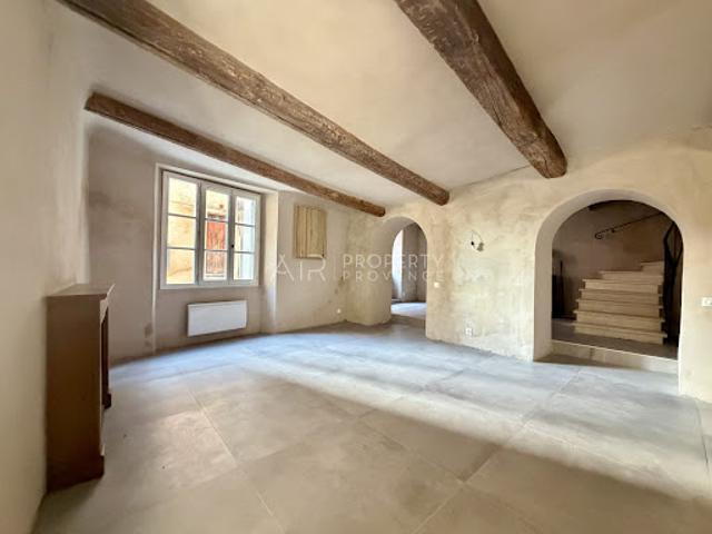 Vente Maison 5 pièces 142 m2 Saint Saturnin lès Apt