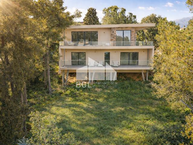 Vente Maison 5 pièces 143 m2 Bormes les Mimosas