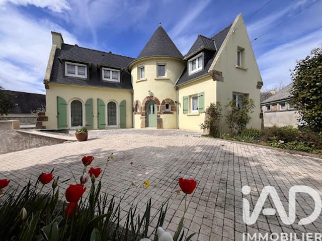 Vente Maison 5 pièces 143 m2 Carhaix Plouguer