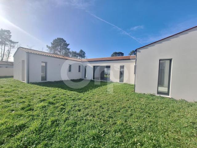 Vente Maison 5 pièces 143 m2 Les Mathes