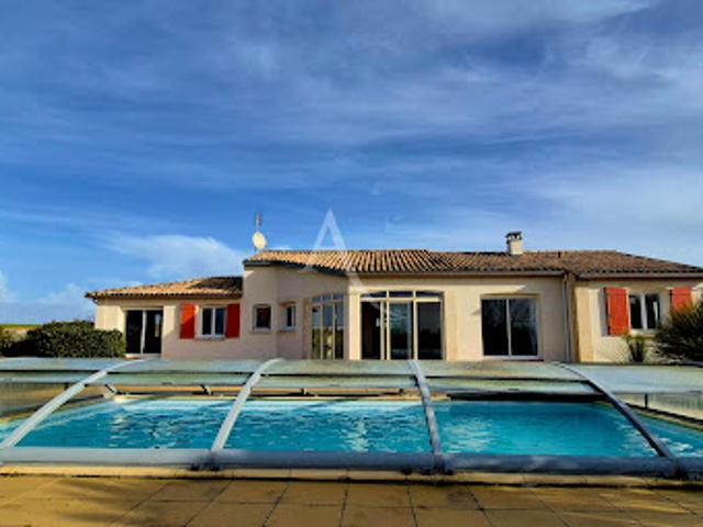 Vente Maison 5 pièces 154.35 m2 Saintes