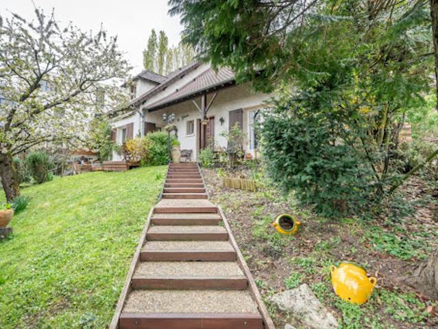 Vente Maison 7 pièces 155 m2 Chennevieres sur marne