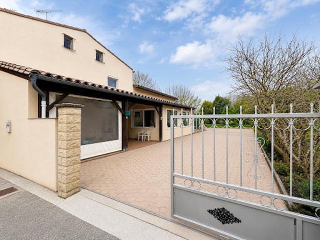 Vente Maison 5 pièces 155 m2 Les Cassés