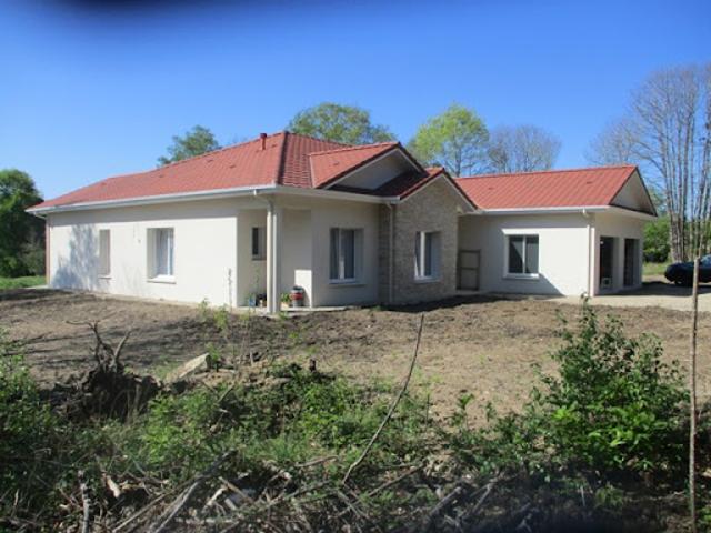 Vente Maison 5 pièces 155 m2 Saint Yrieix la Perche