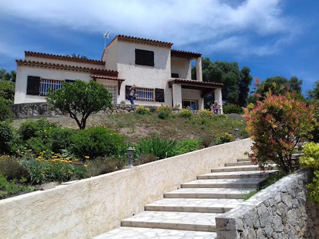 Vente Maison 5 pièces 155.16 m2 Juan les pins