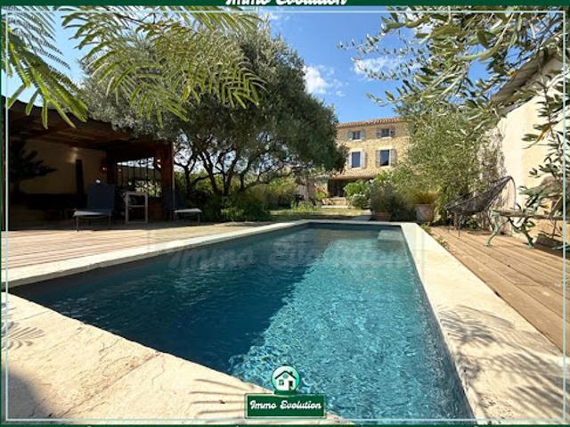 Vente Maison 5 pièces 155.2 m2 Courthézon