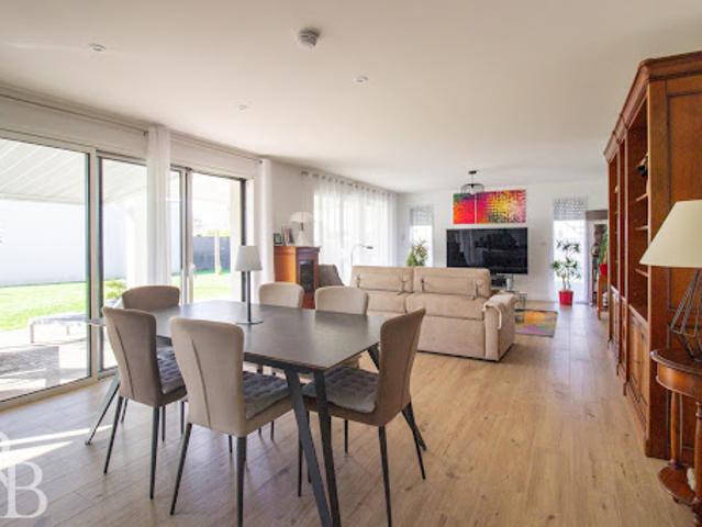 Vente Maison 5 pièces 155.8 m2 Surzur