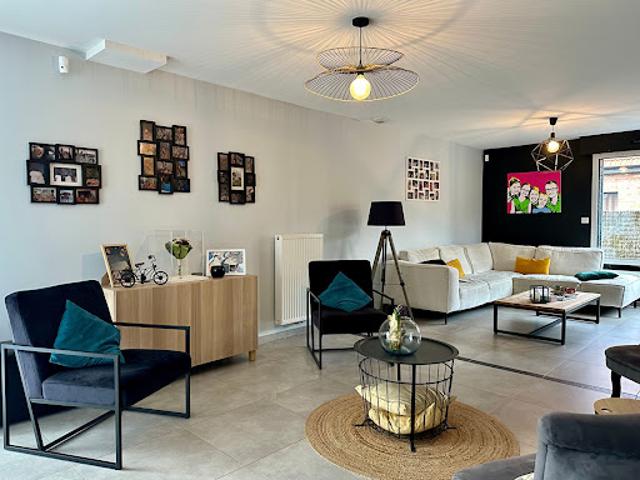 Vente Maison 5 pièces 156 m2 Mérignies