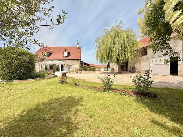 Vente Maison 5 pièces 156 m2 Echenon