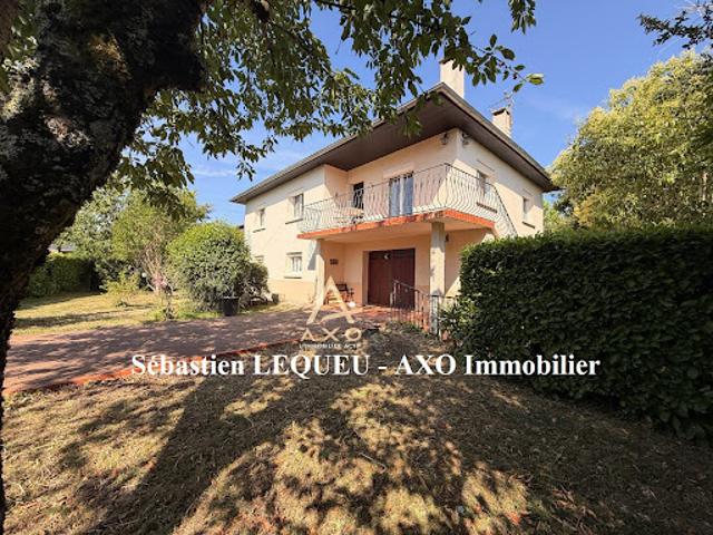 Vente Maison 5 pièces 156 m2 Saint Geniès Bellevue
