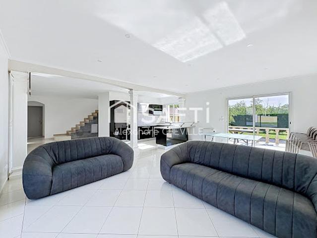 Vente Maison 5 pièces 156 m2 Saint Germain des Fossés
