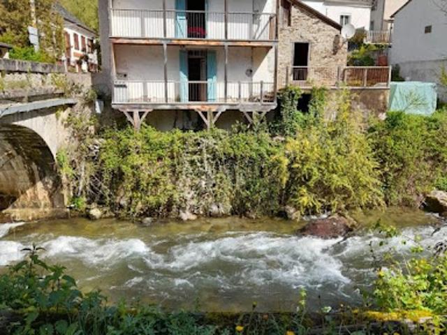 Vente Maison 5 pièces 156 m2 Ustou