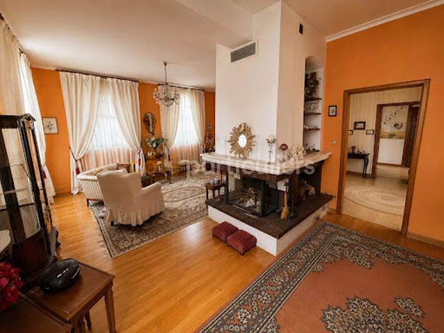 Vente Maison 5 pièces 156.75 m2 Ronchin