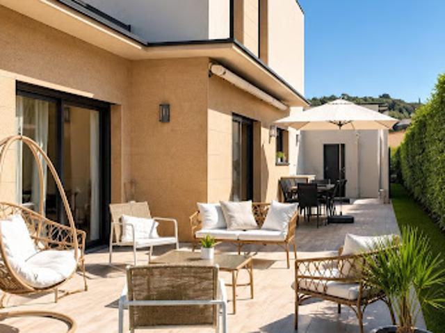 Vente Maison 5 pièces 157 m2 Collonges au Mont d'Or