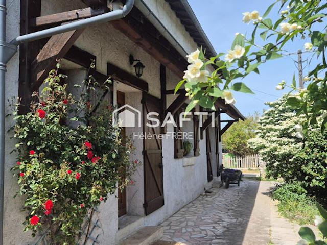Vente Maison 5 pièces 158 m2 Cour Cheverny