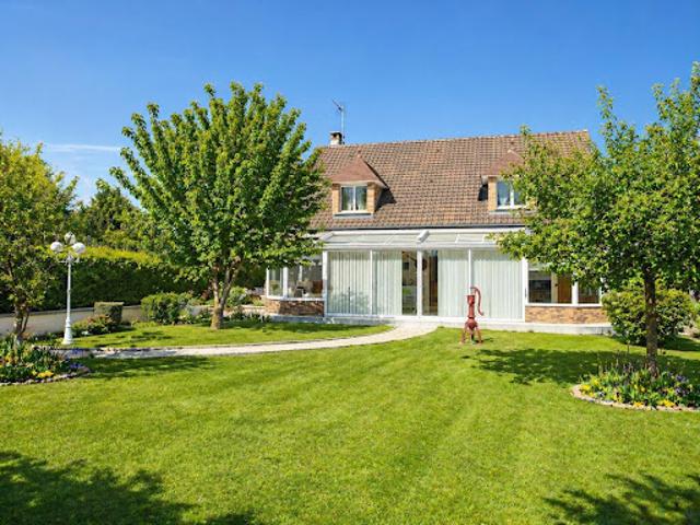 Vente Maison 5 pièces 158 m2 Le Châtelet sur Retourne