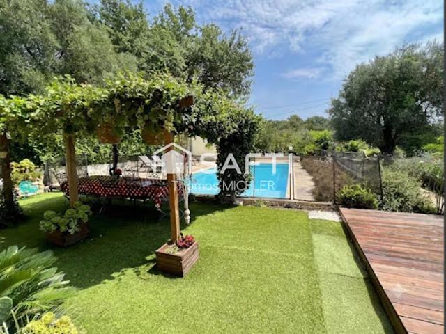 Vente Maison 5 pièces 202 m2 Vence