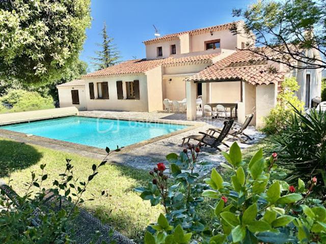 Vente Maison 5 pièces 150 m2 Aix en Provence