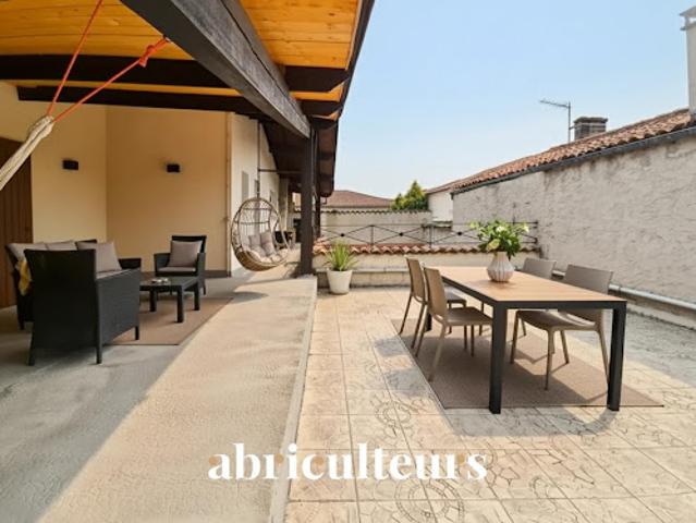 Vente Maison 5 pièces 150 m2 Cognac