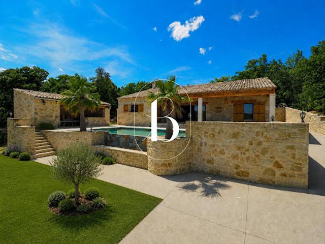 Vente Maison 5 pièces 150 m2 Goudargues