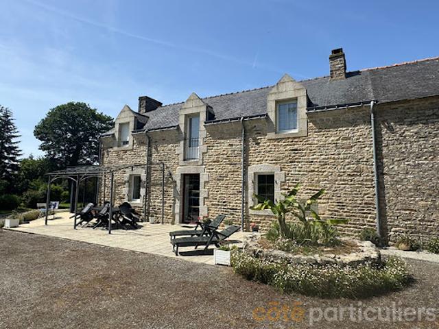 Vente Maison 5 pièces 150 m2 Locqueltas