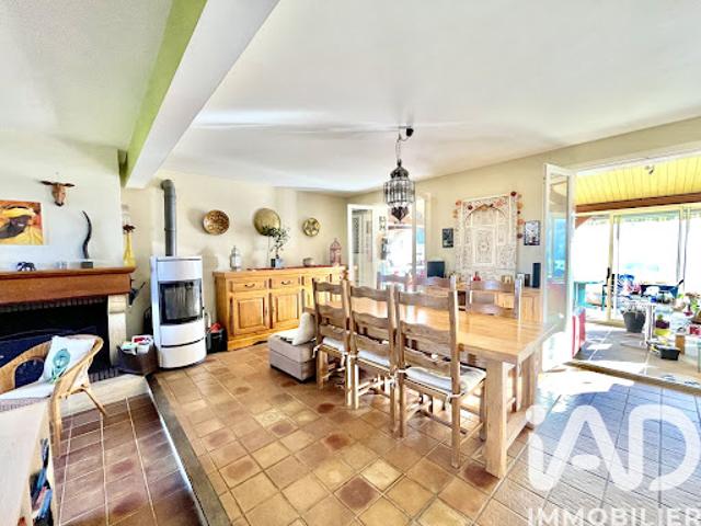 Vente Maison 5 pièces 150 m2 Réau