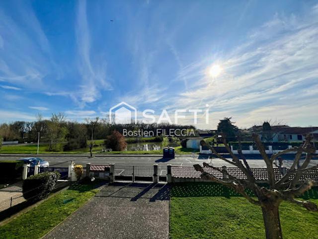 Vente Maison 5 pièces 150 m2 Roquettes
