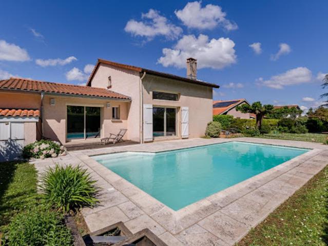 Vente Maison 5 pièces 150.8 m2 Saint Cyr au Mont d'Or