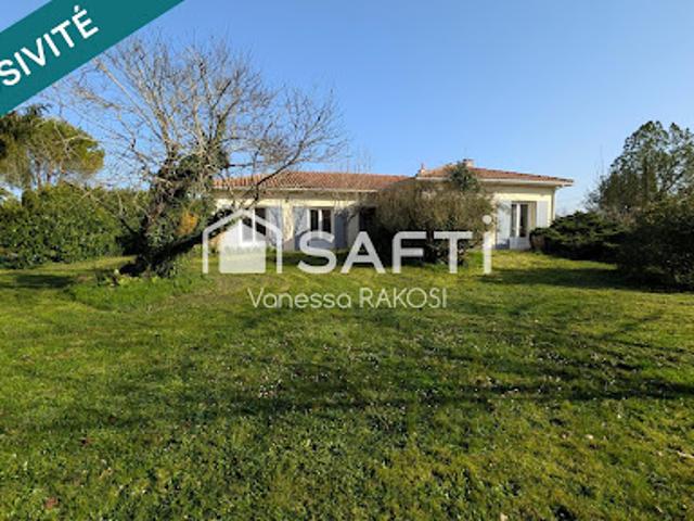 Vente Maison 5 pièces 150 m2 Saint Jean d'Angély