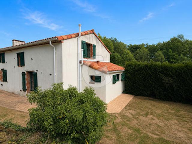 Vente Maison 5 pièces 150 m2 Saint Vincent sur Graon