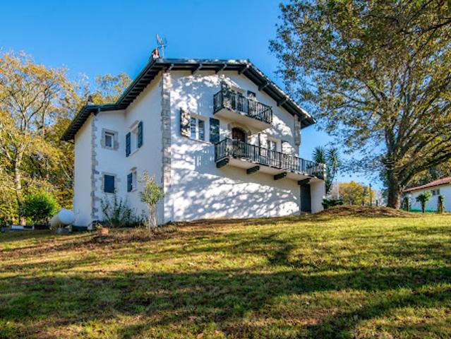 Vente Maison 5 pièces 150 m2 Souraïde