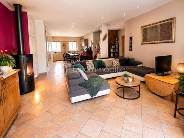 Vente Maison 5 pièces 150.48 m2 Carces