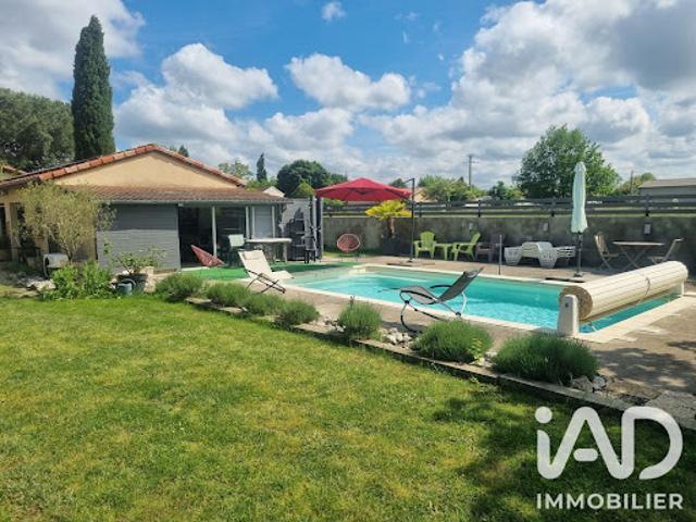 Vente Maison 5 pièces 151 m2 Sainte Colombe en Bruilhois