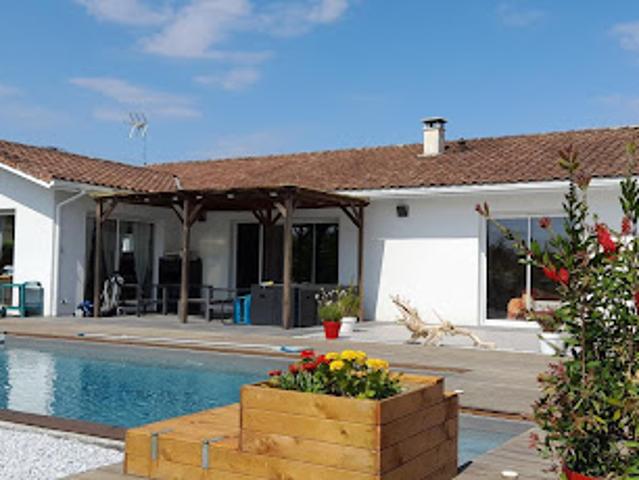 Vente Maison 5 pièces 152 m2 Pomarez