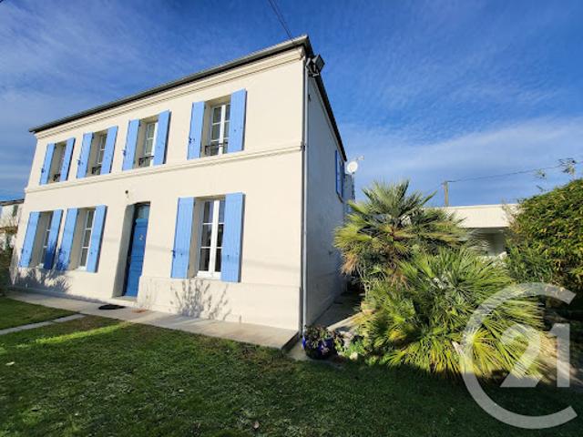 Vente Maison 5 pièces 152 m2 Saintes