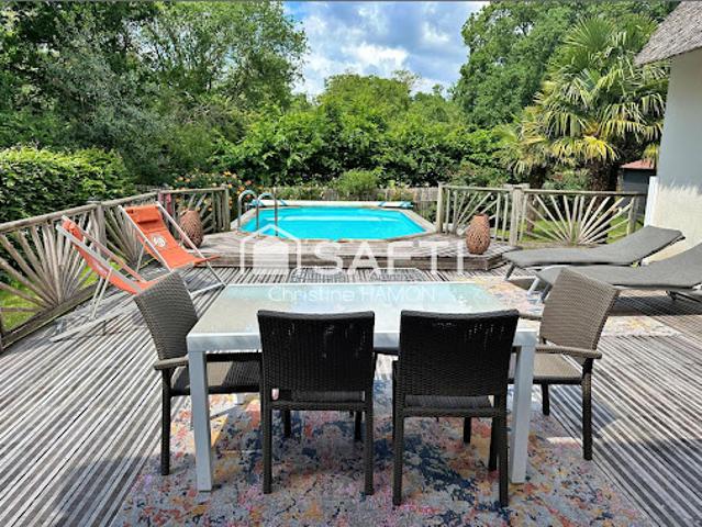 Vente Maison 5 pièces 153 m2 Saint Lyphard