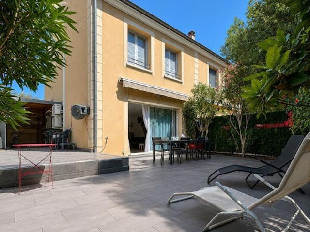 Vente Maison 5 pièces 153 m2 Thiais